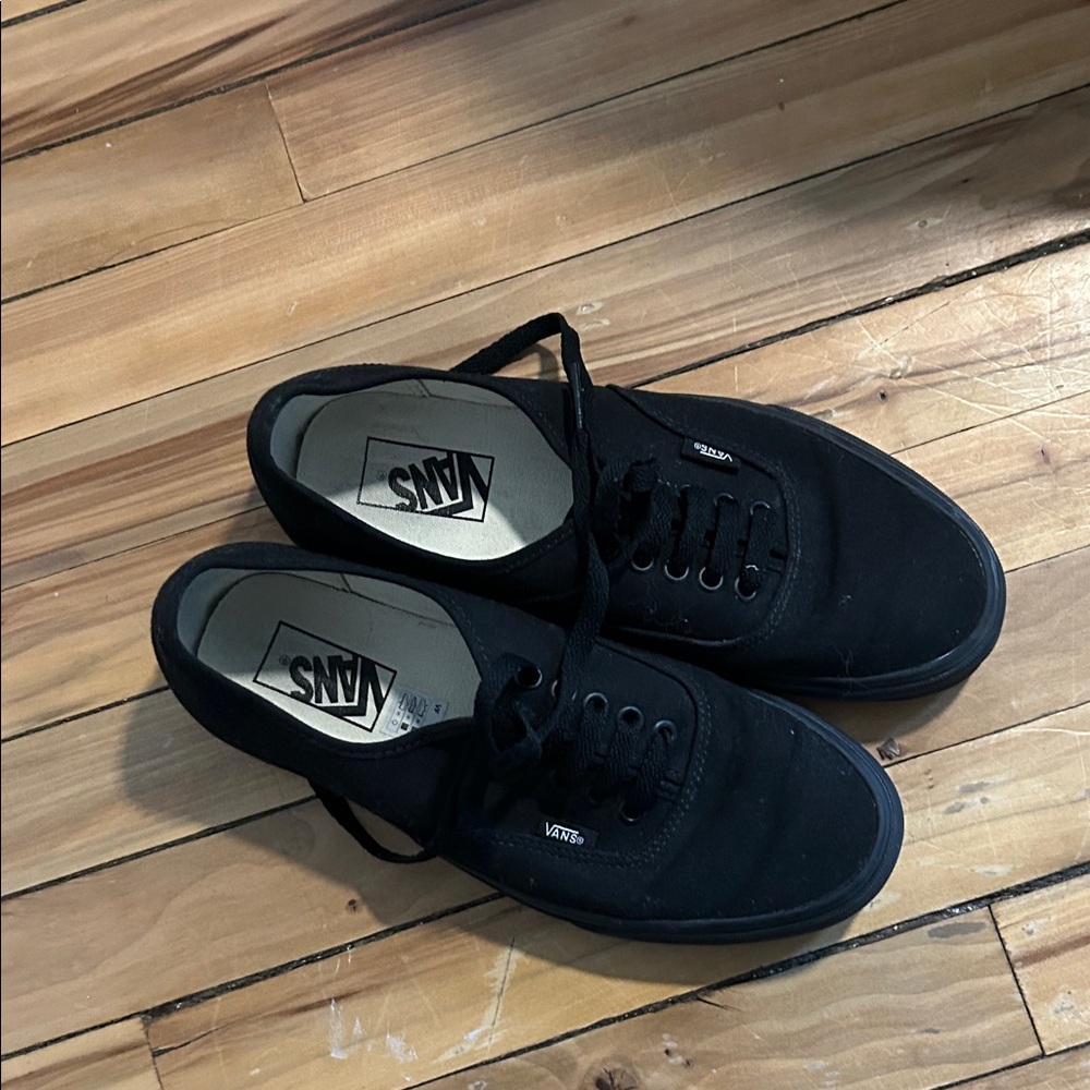Vans Men's Classic Black Sneakers